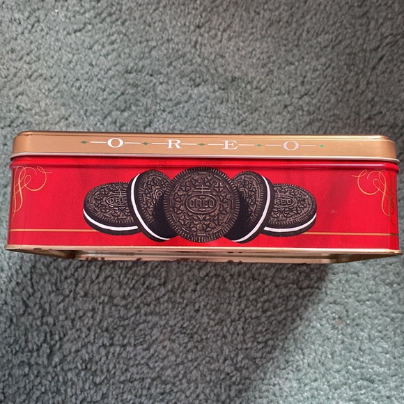 Vintage 1994 Oreo Cookie Tin Holiday - Unlock The Magic 🎅🎄 - Picture 4 of 9